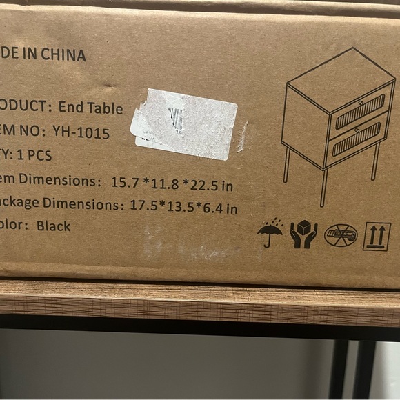 End Table - Picture 3 of 6